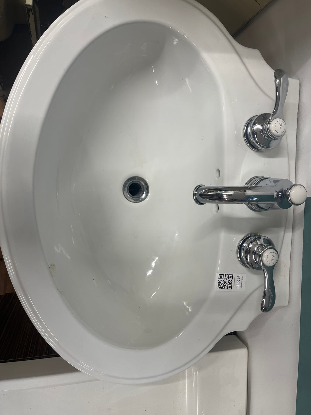 Pedistal Sink