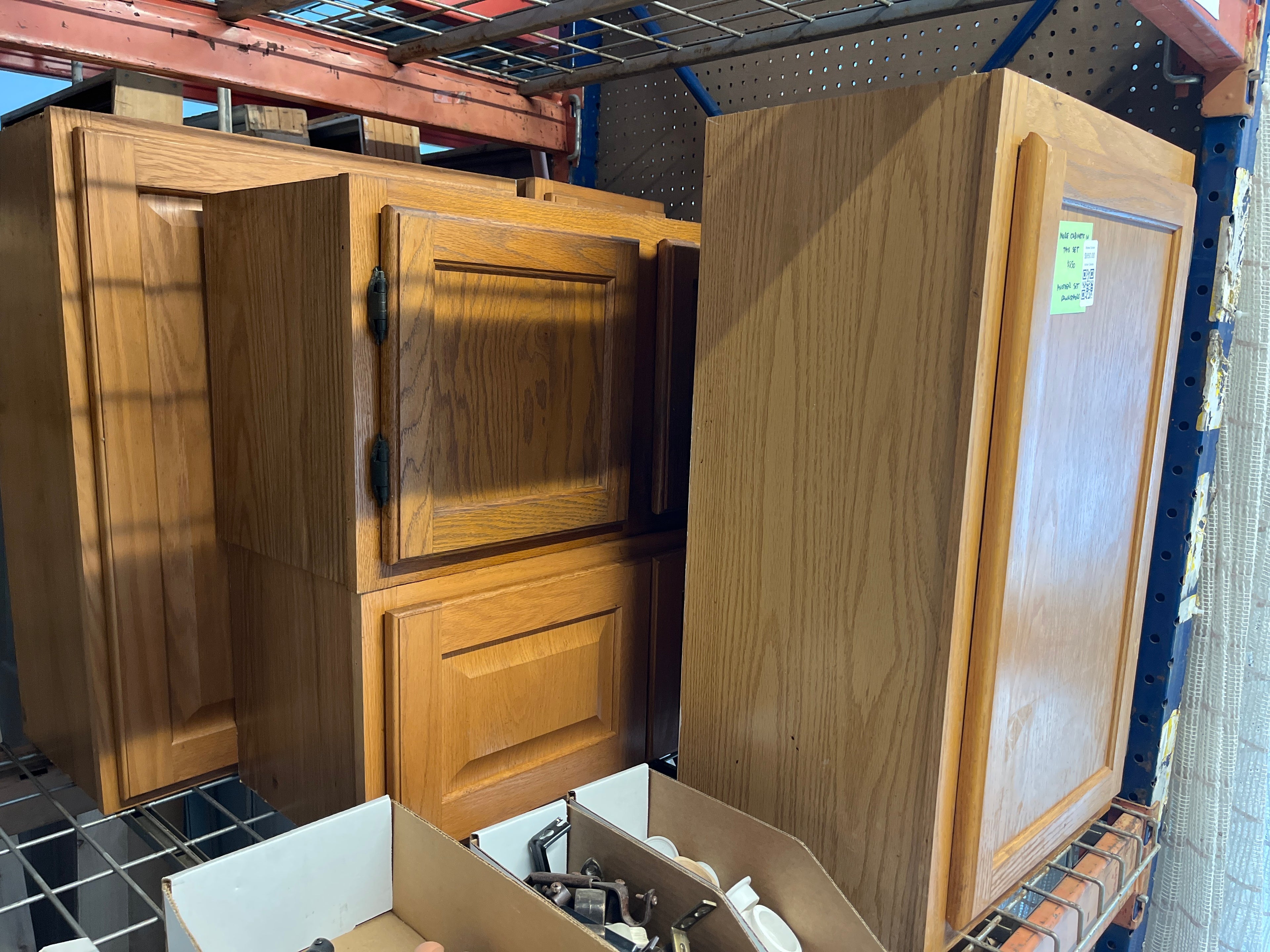 Upper Cabinet