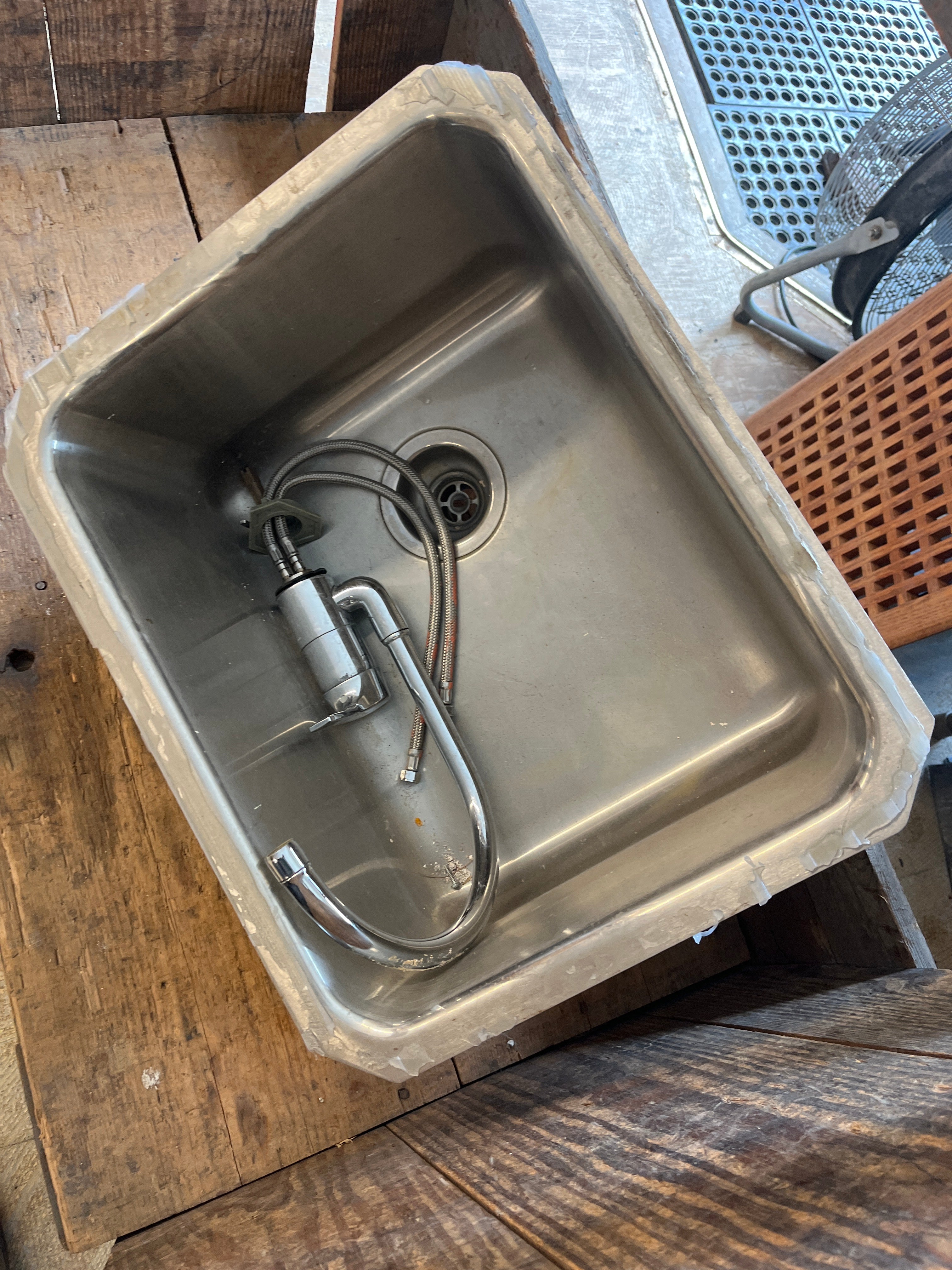 Stainless Undermount Sink