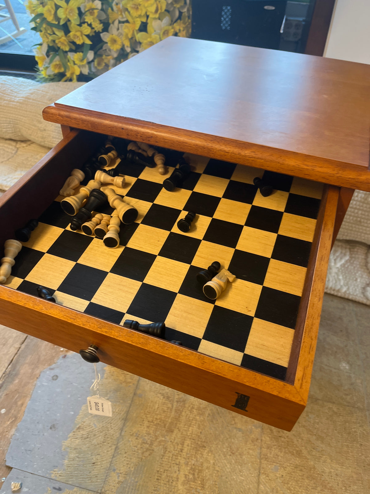 Game End Table