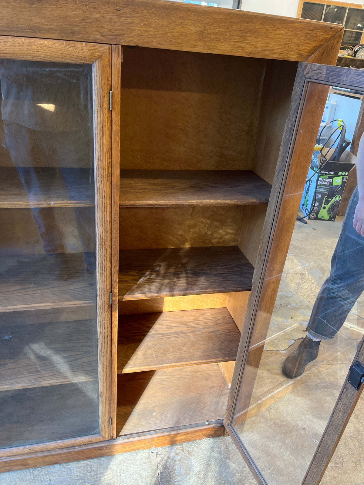 Wavy Glass Cabinet