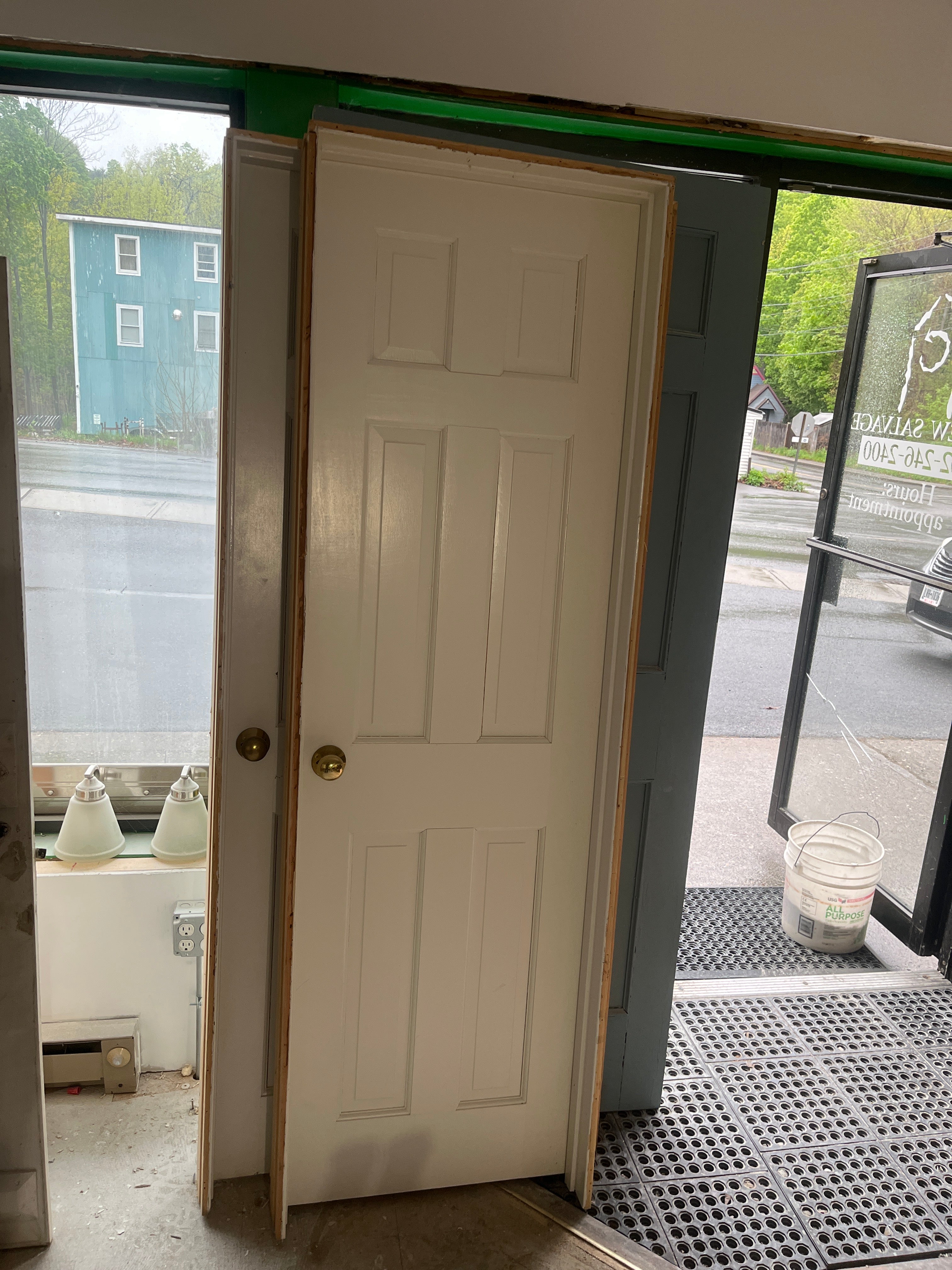 24” 6-panel pine prehung door (RH)