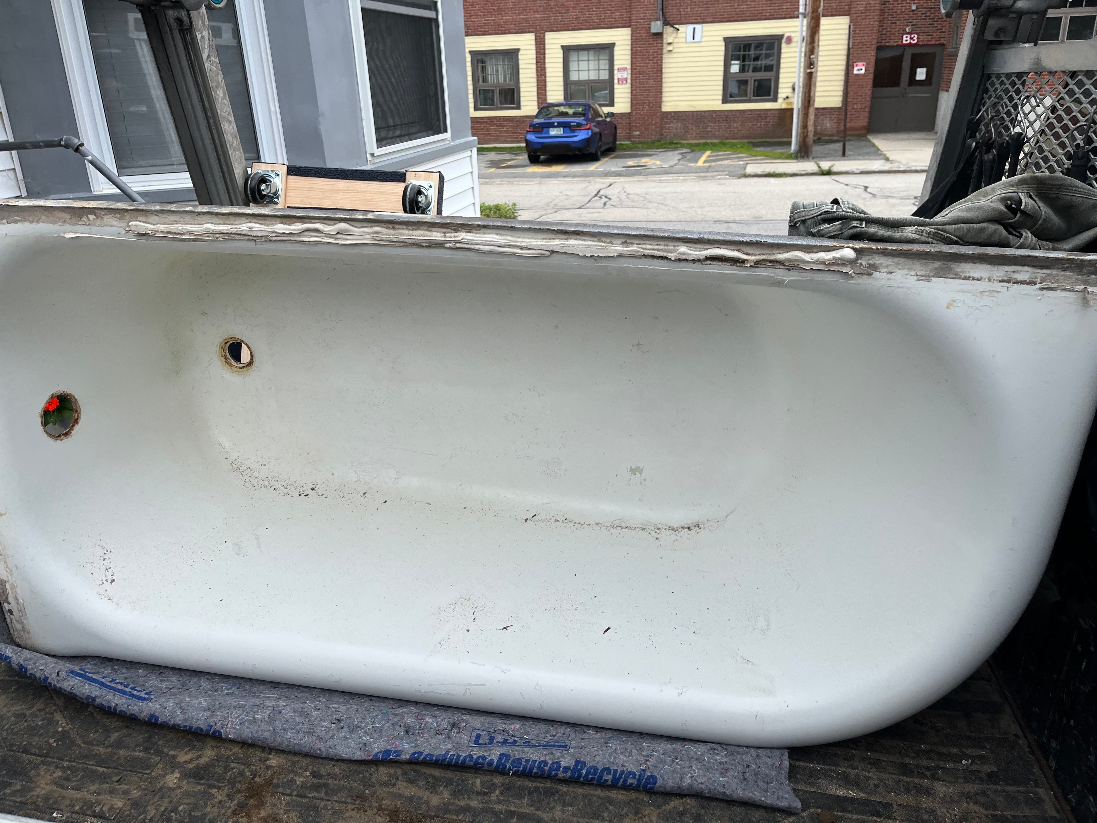 Corner Tub