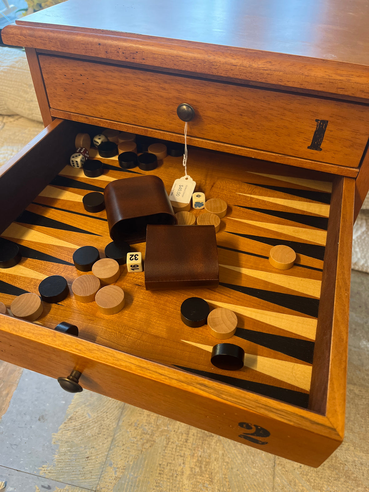 Game End Table