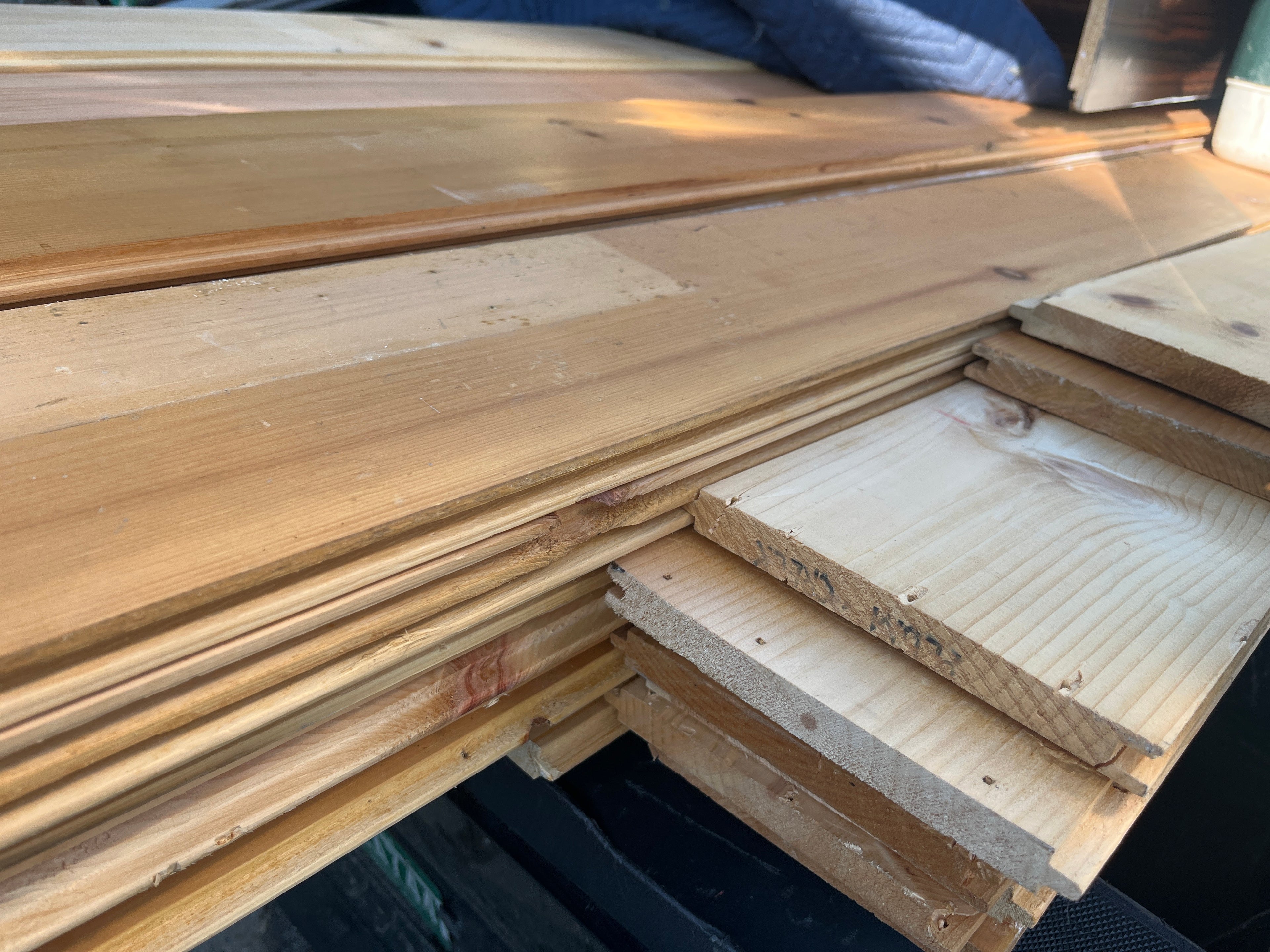 1x6 T&G Pine