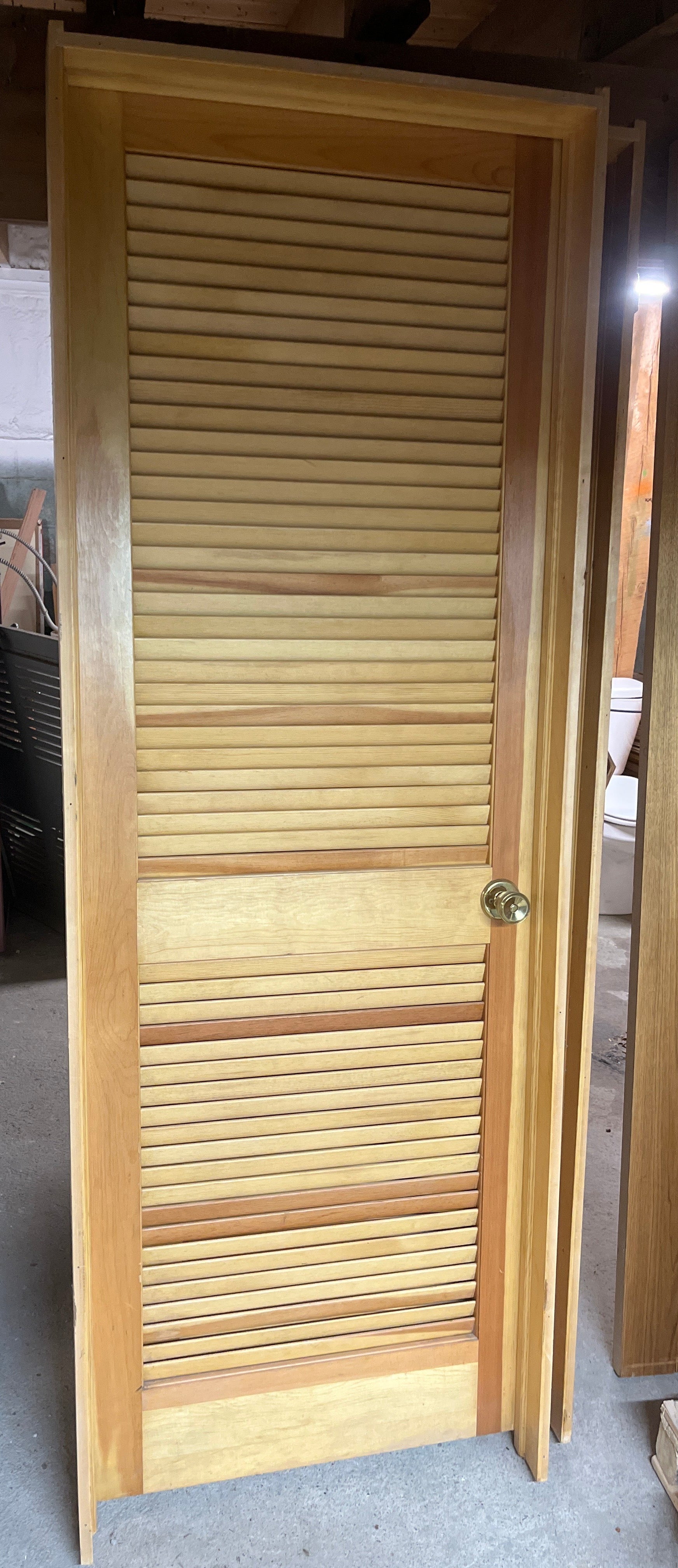 28” full louver pine prehung door (LH)