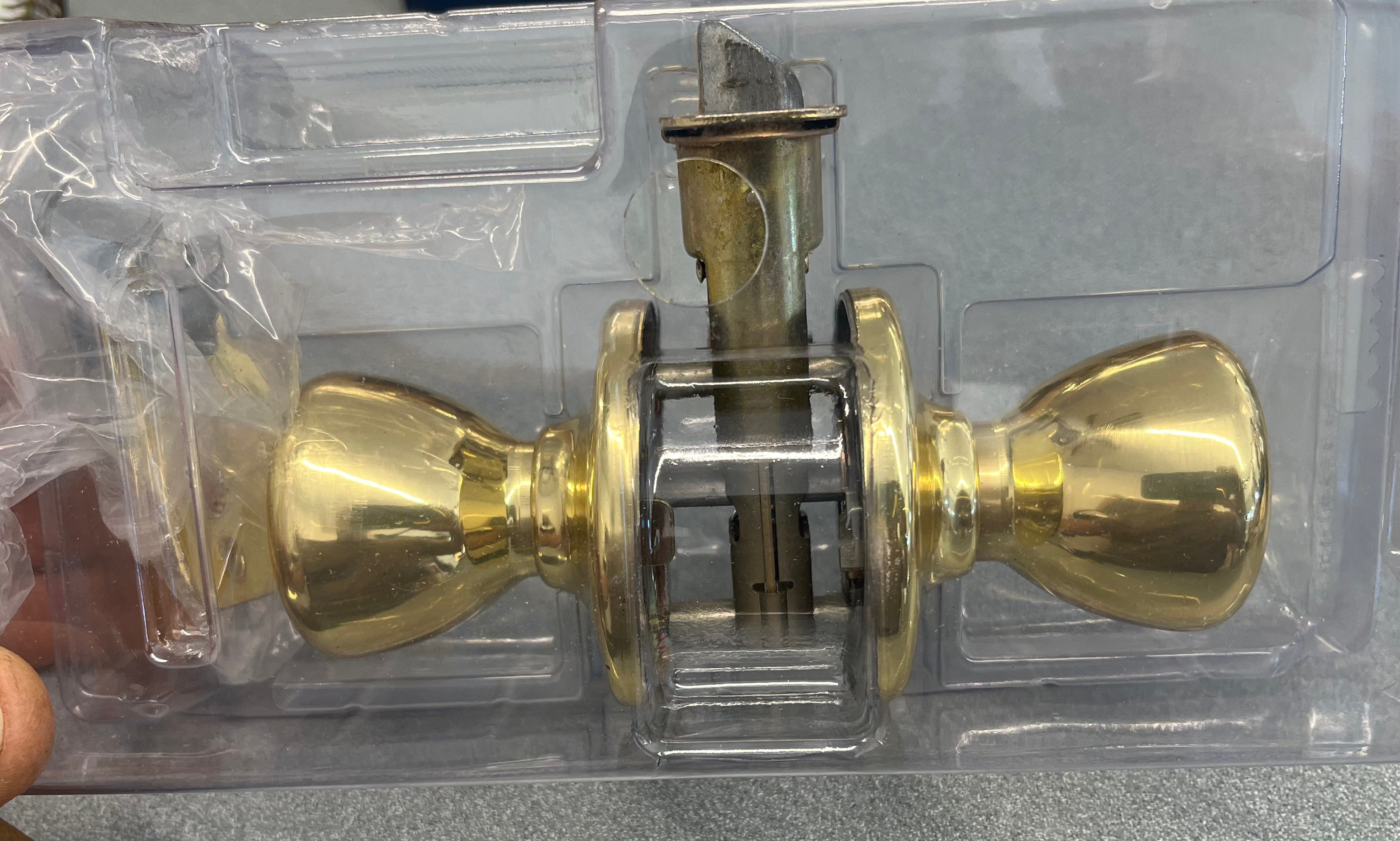 Doorknob, Modern Passage
