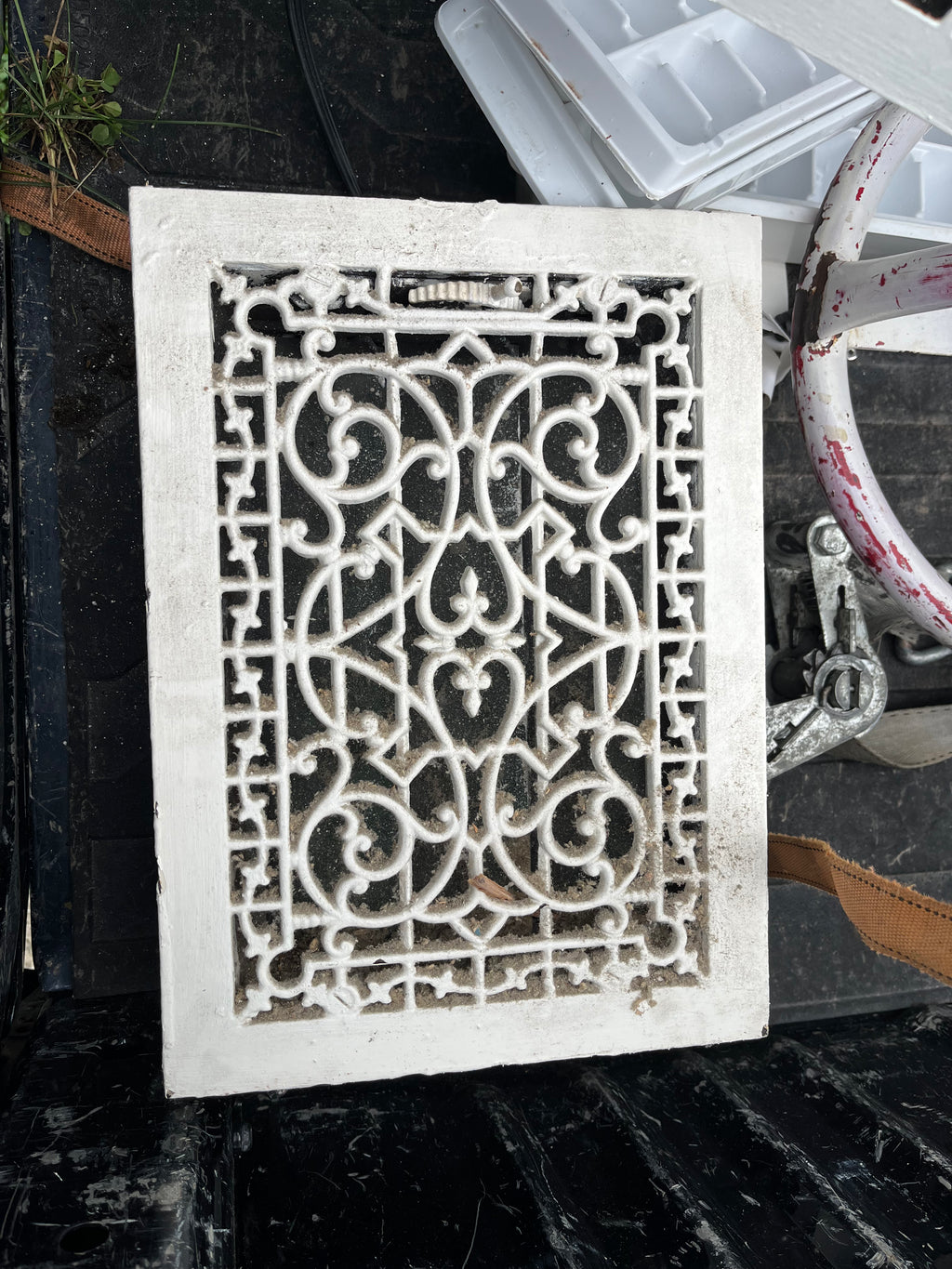 Cast iron wall register