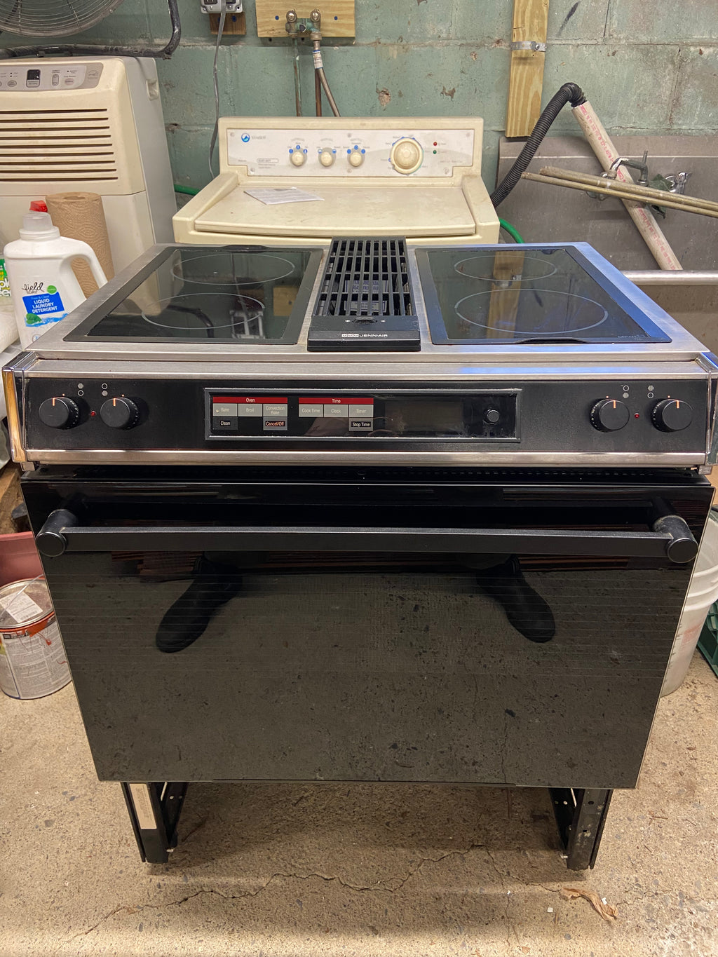 30” electric slide-in flattop range