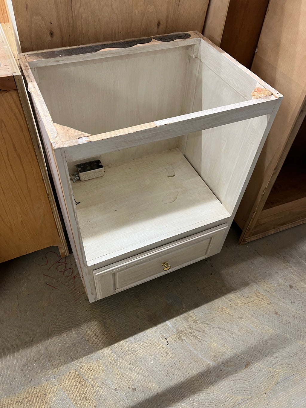 Kitchen Base Cabinet Wells