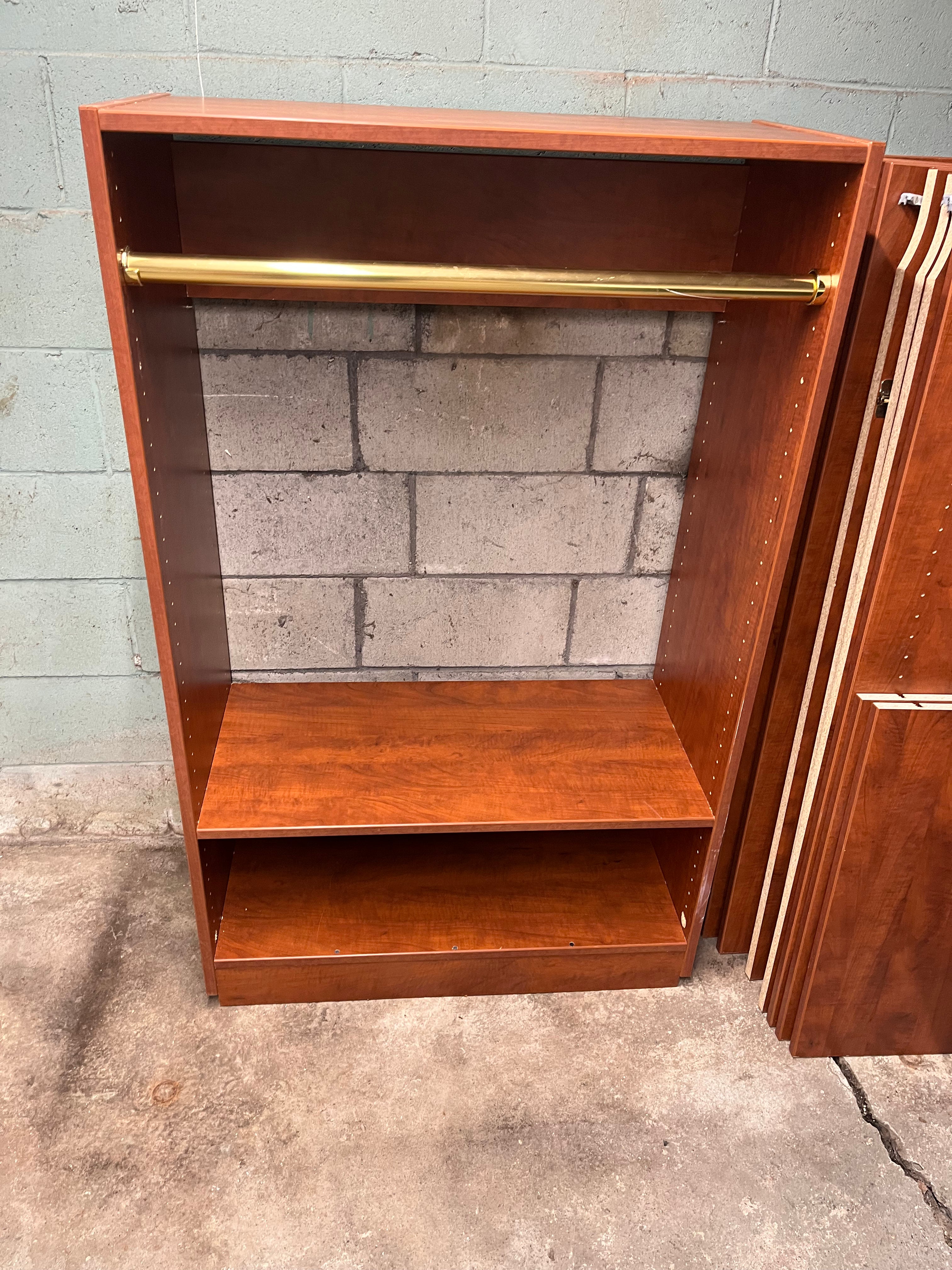 Closet Organizer Wells