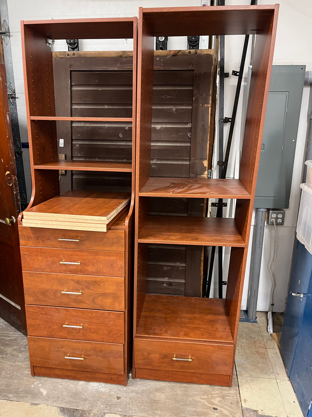 Closet Organizer Wells