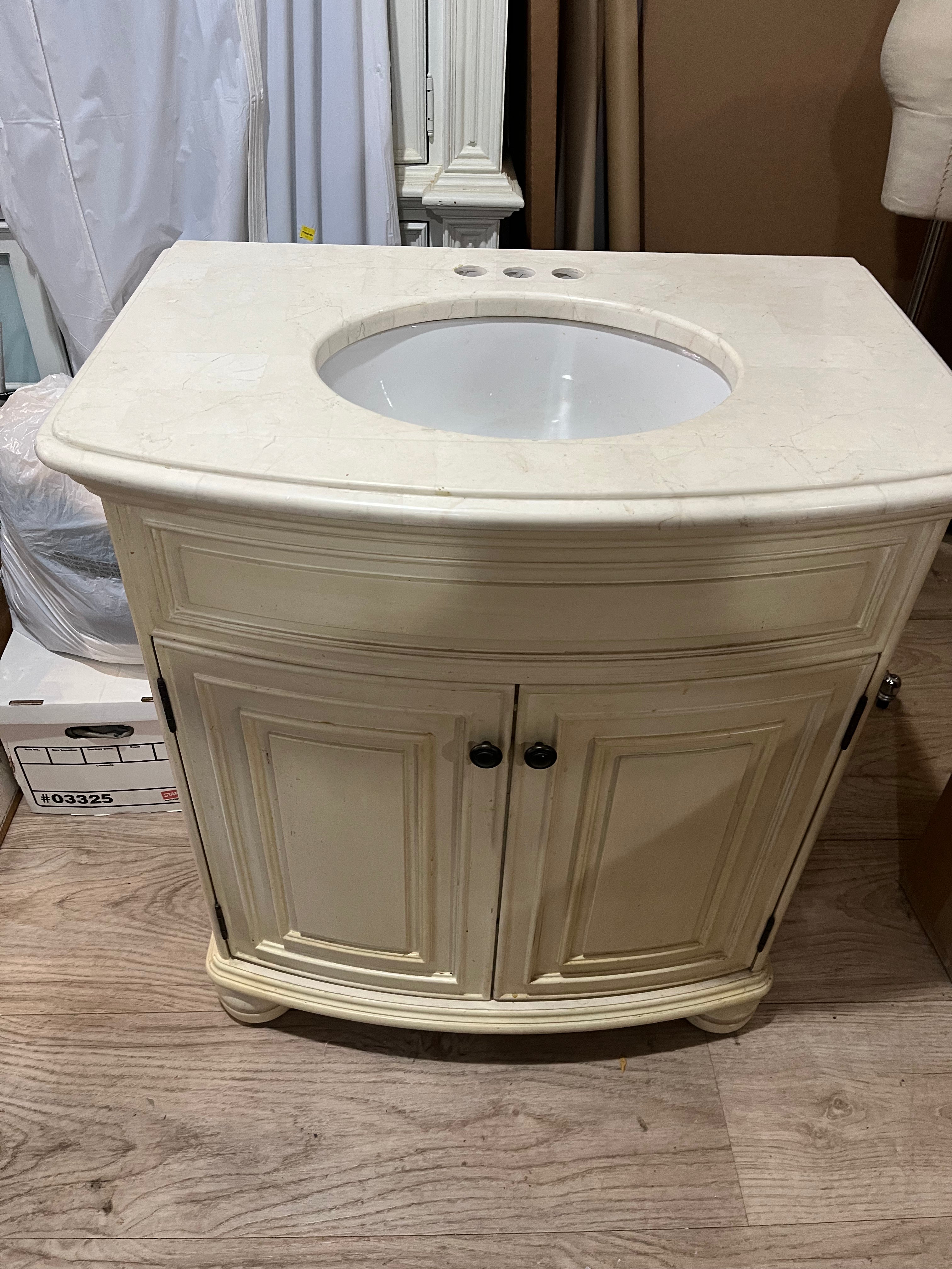 Bathroom vanity