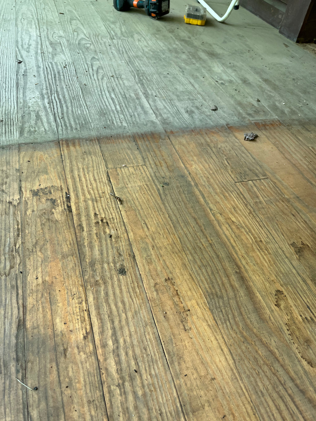700’ flooring
