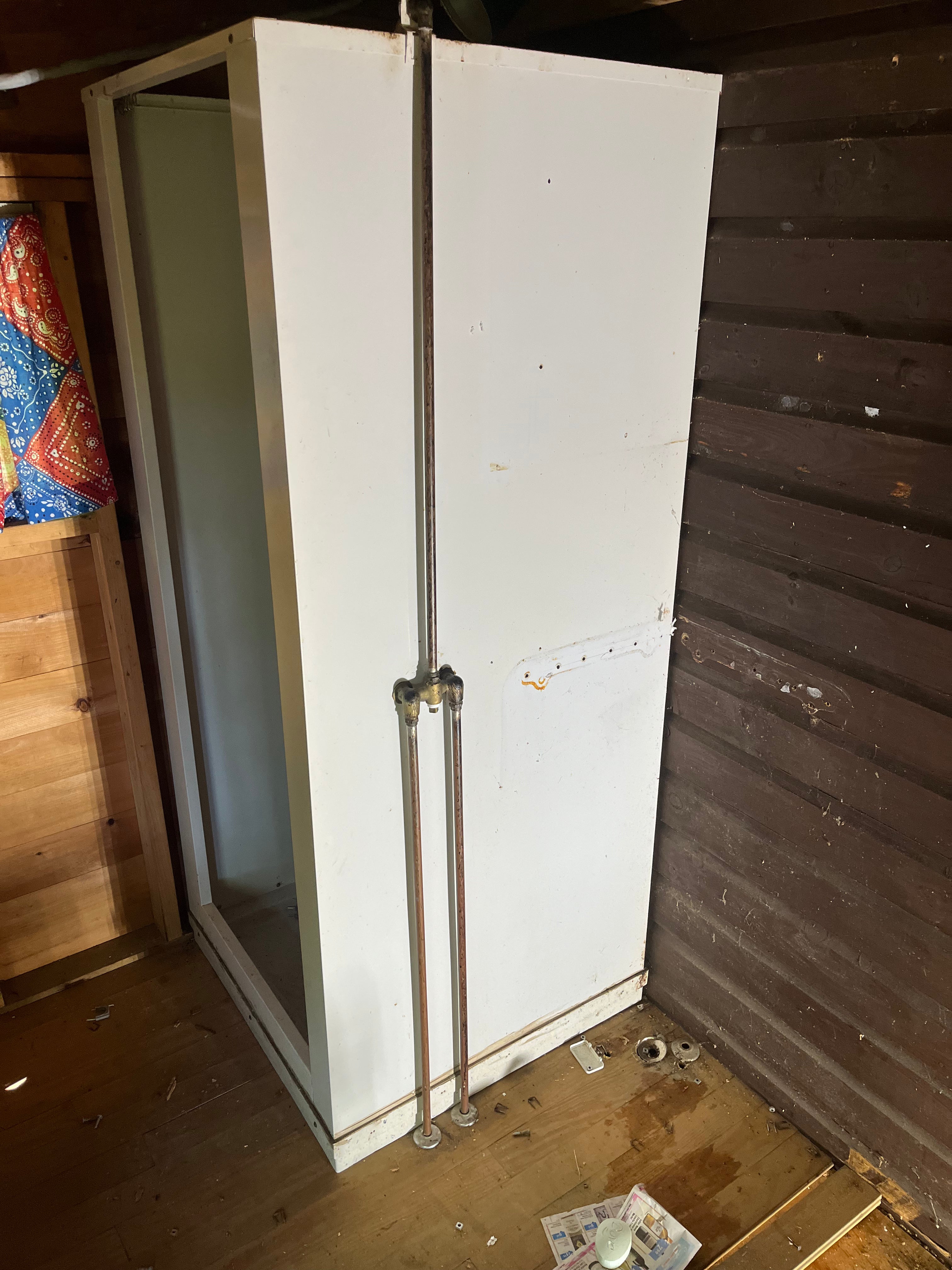 36” Metal Freestanding Shower Stall with control