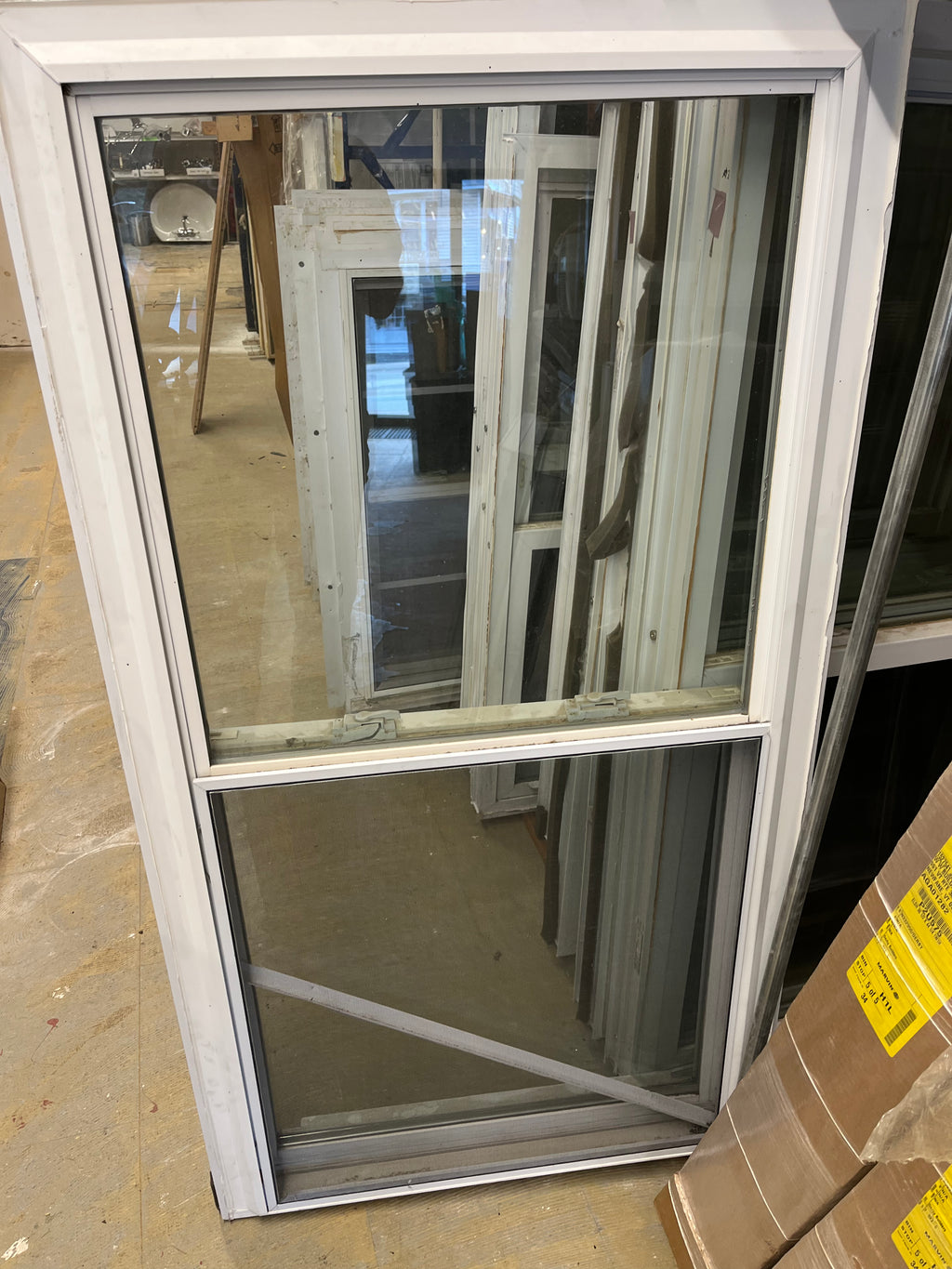 Vinyl DH Window