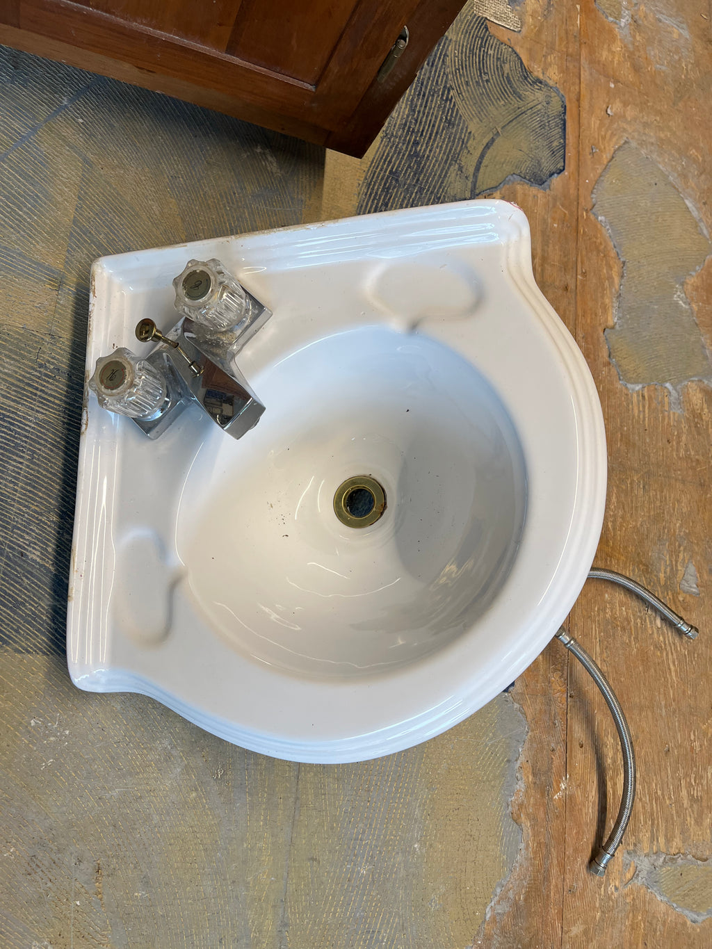 Corner Sink, Porcelin